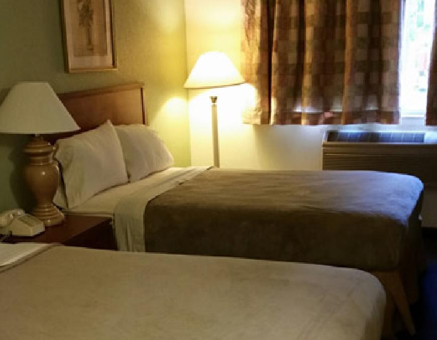 Riverwalk Inn & Suites Fort Atkinson Екстер'єр фото